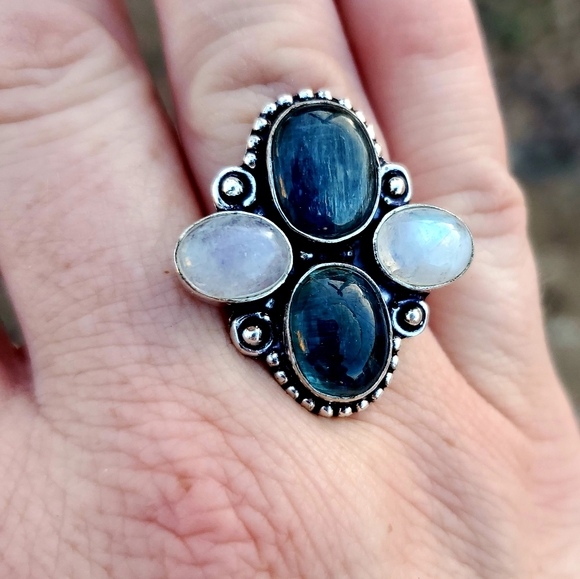 ***Sale*** New Kyanite & Rainbow Moonstone 925 Silver Ring. - Picture 1 of 8